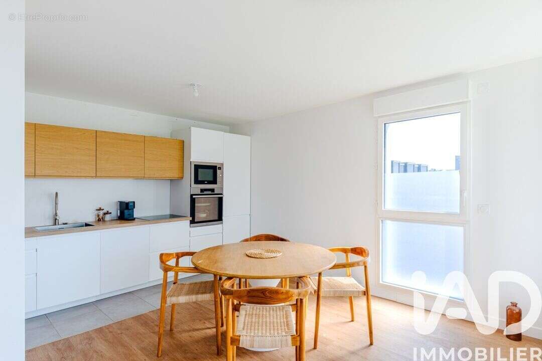 Photo 6 - Appartement à ASNIERES-SUR-SEINE