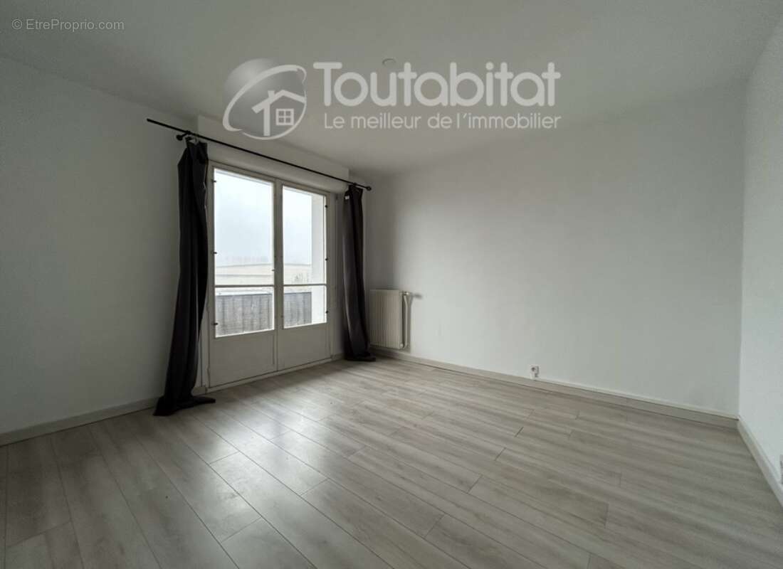 Appartement à CHARLEVILLE-MEZIERES