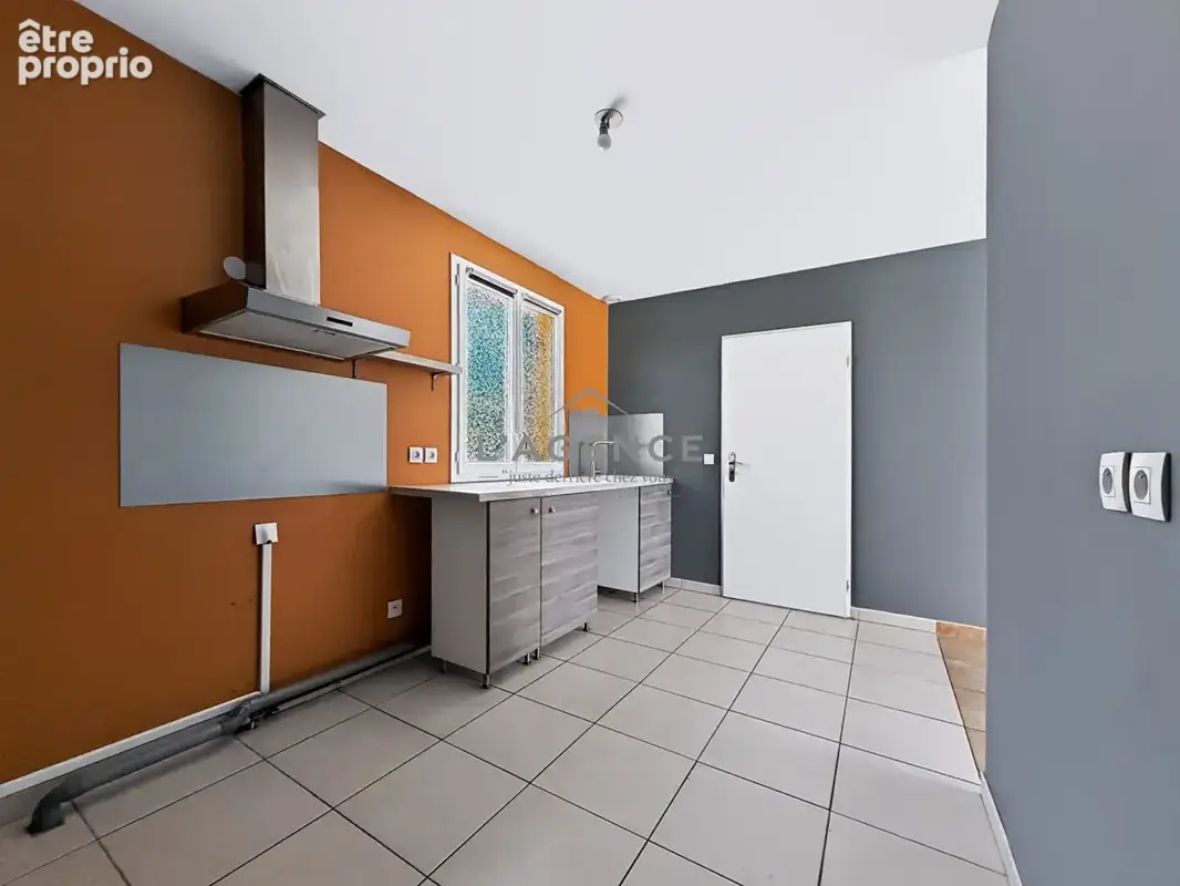 Maison avec sous-sol total et garage double à Frépillon 6 pièce(s) 128.1 m2 - photo 4
