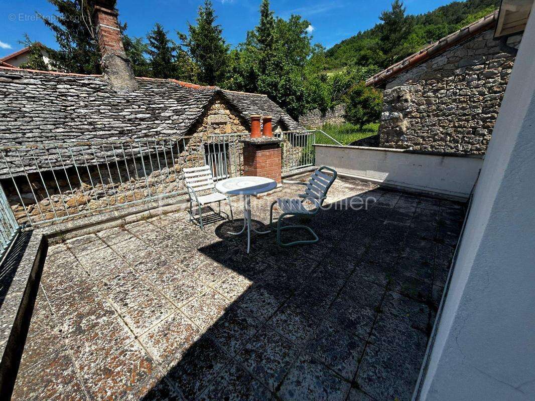 Maison à 15 minutes de Millau / garage / terrain non attenant / 3 chambres - photo 8