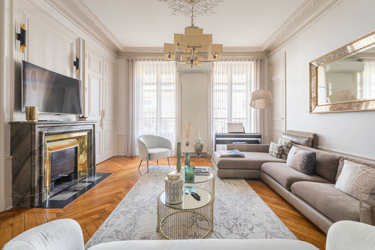 Appartement à LYON-6E