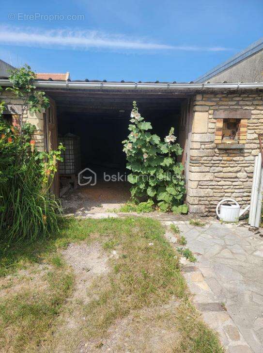 Maison à SAINT-AUBIN-SUR-MER