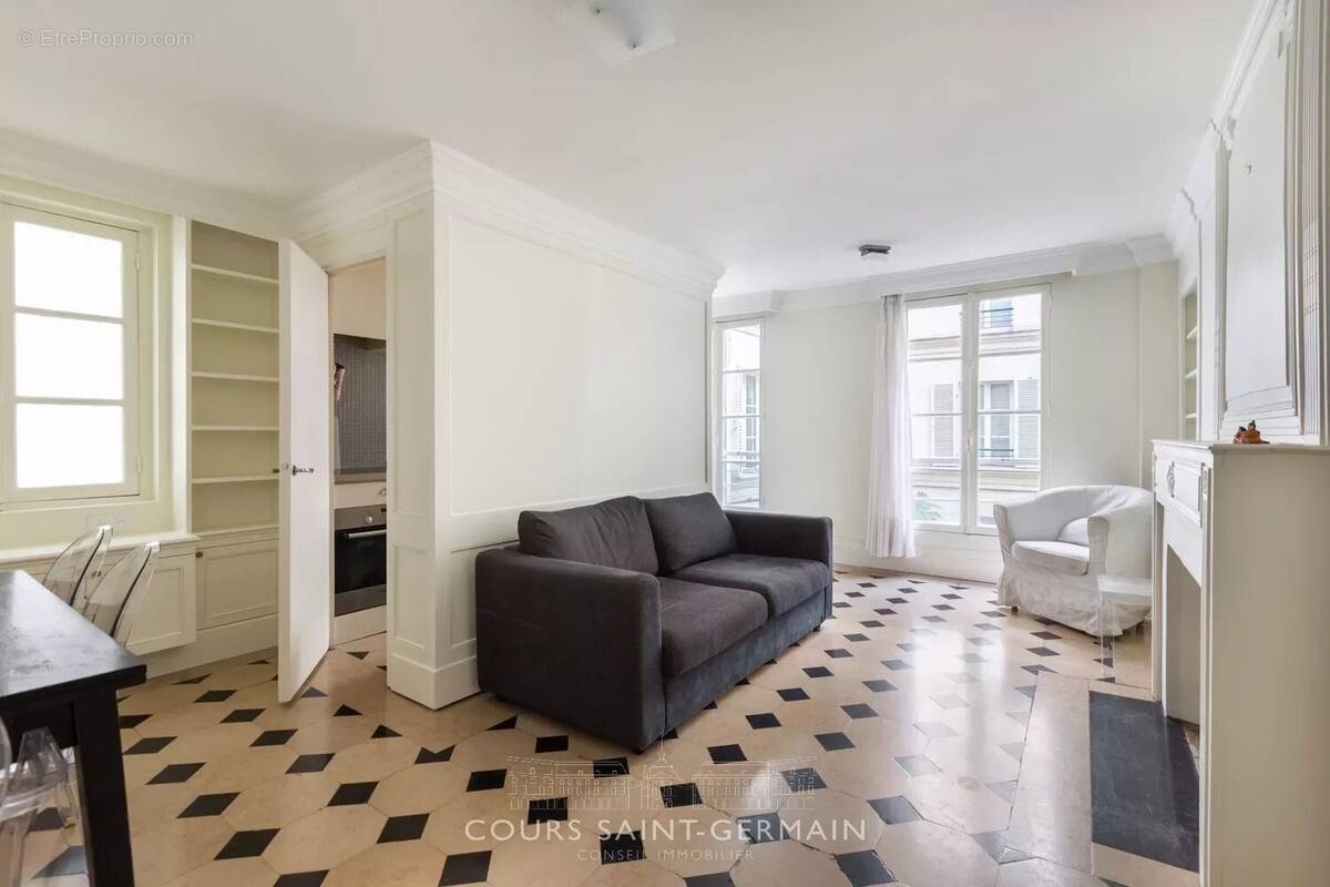 Appartement à PARIS-6E