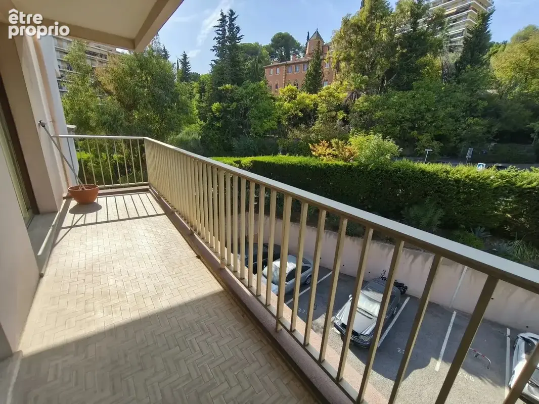 Nice fabron, 2 pieces avec terrasse et balcon parking et cave - photo 8