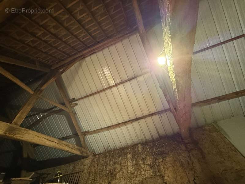 Maison à SAINT-LEGER-BRIDEREIX