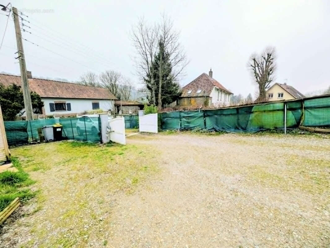 Maison à EMBRY