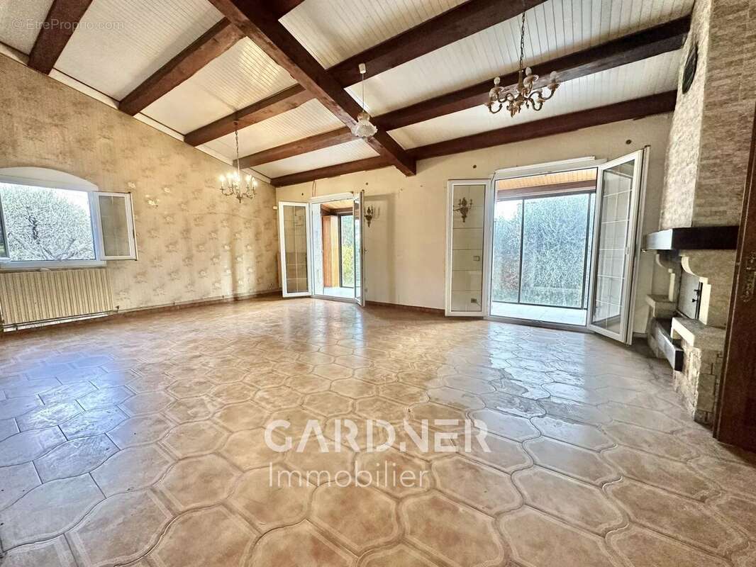 Maison à MARSEILLE-11E