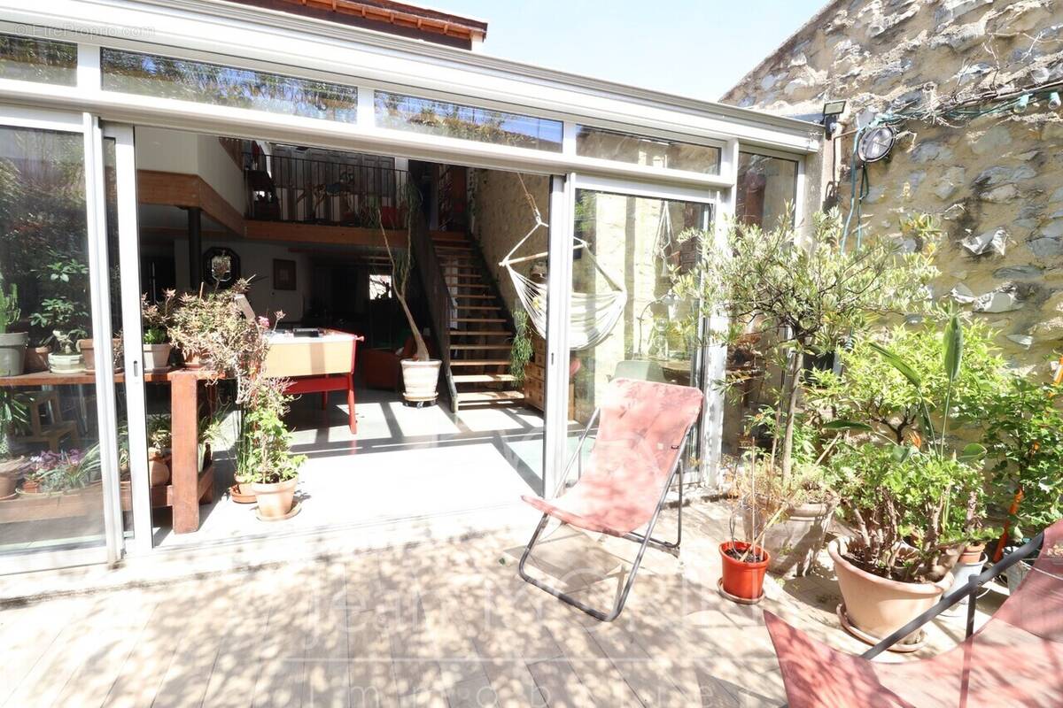 Maison à LIVRON-SUR-DROME