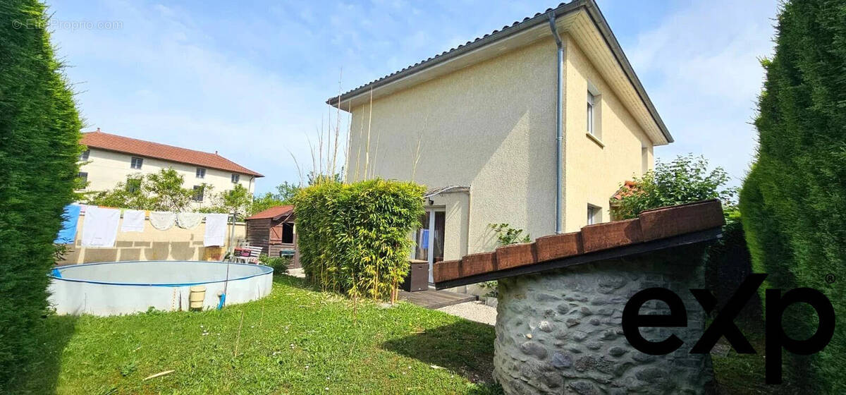 Maison à SAINT-MAURICE-DE-REMENS