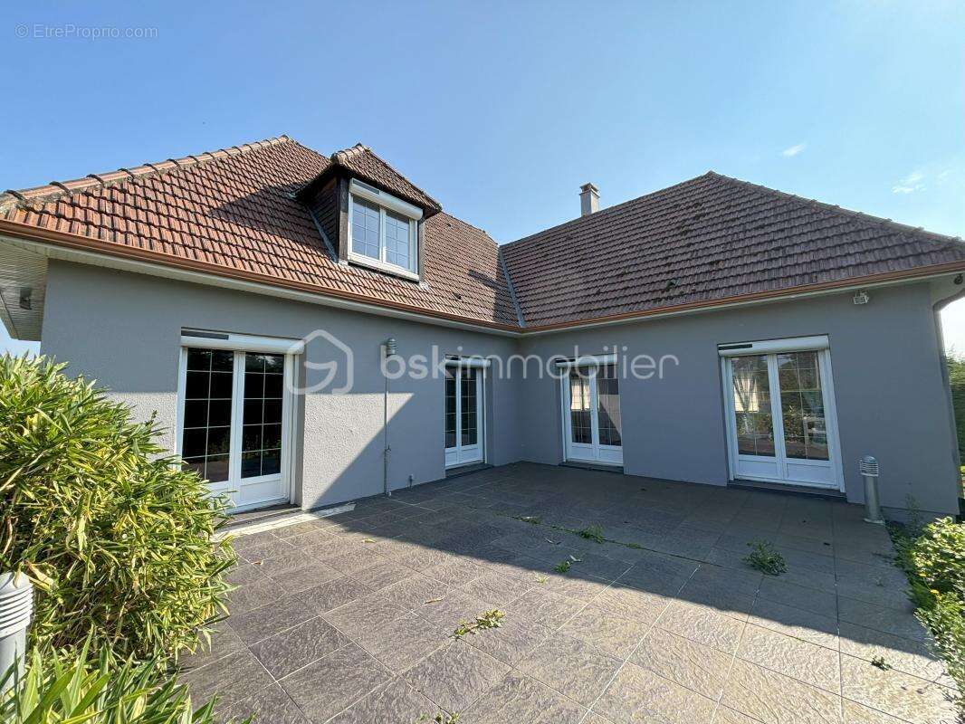 Maison à SAINT-QUENTIN-LA-MOTTE-CROIX-AU-BAILLY