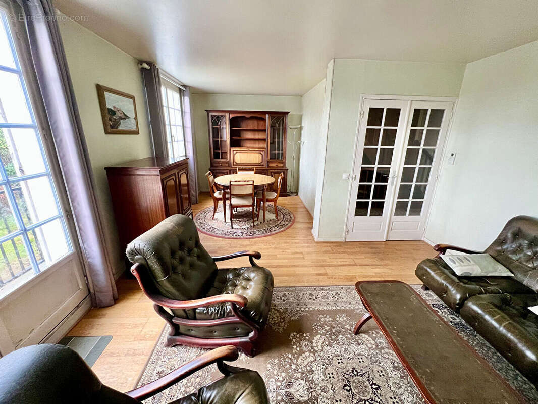 Maison à CONFLANS-SAINTE-HONORINE