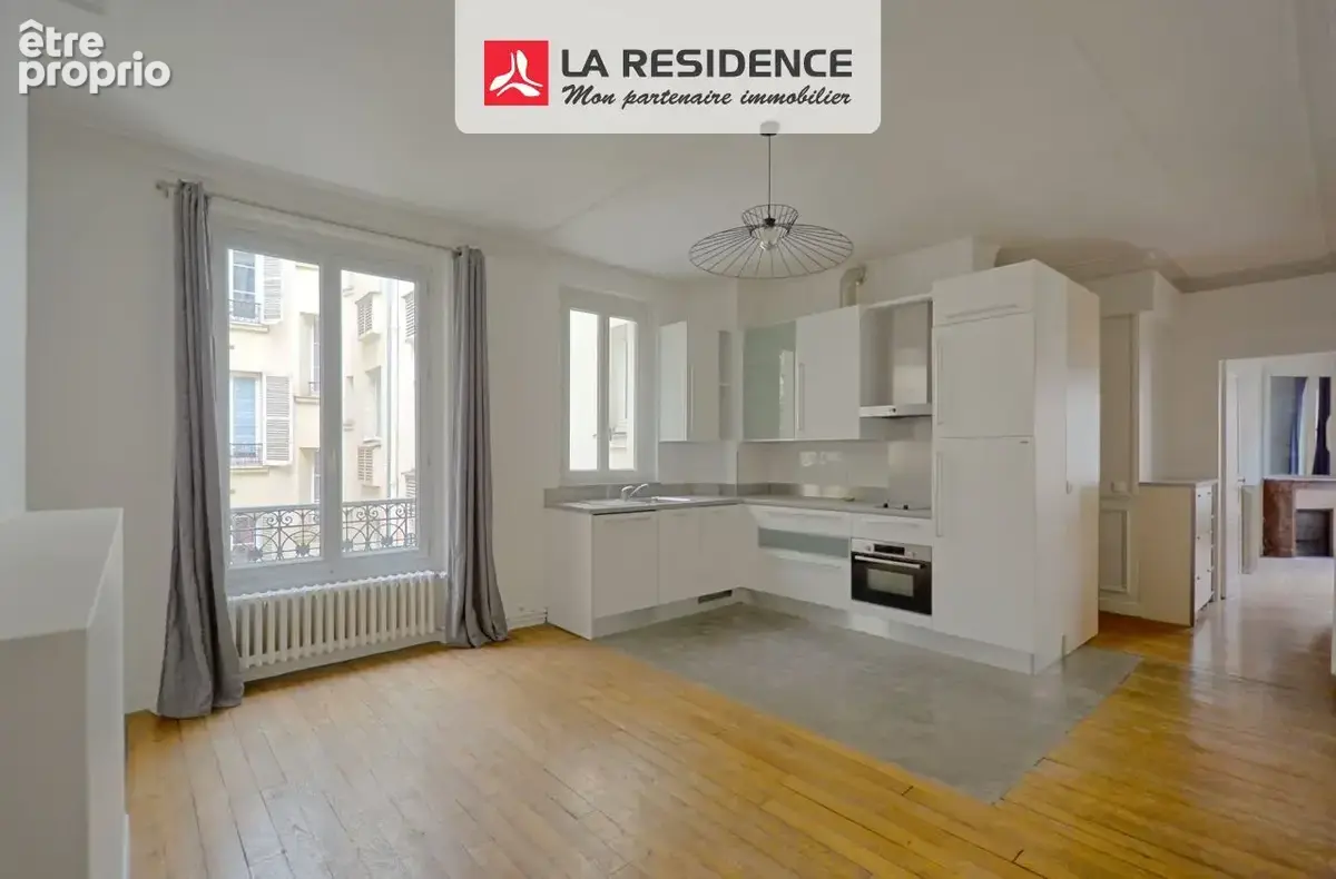 Appartement à PARIS-18E