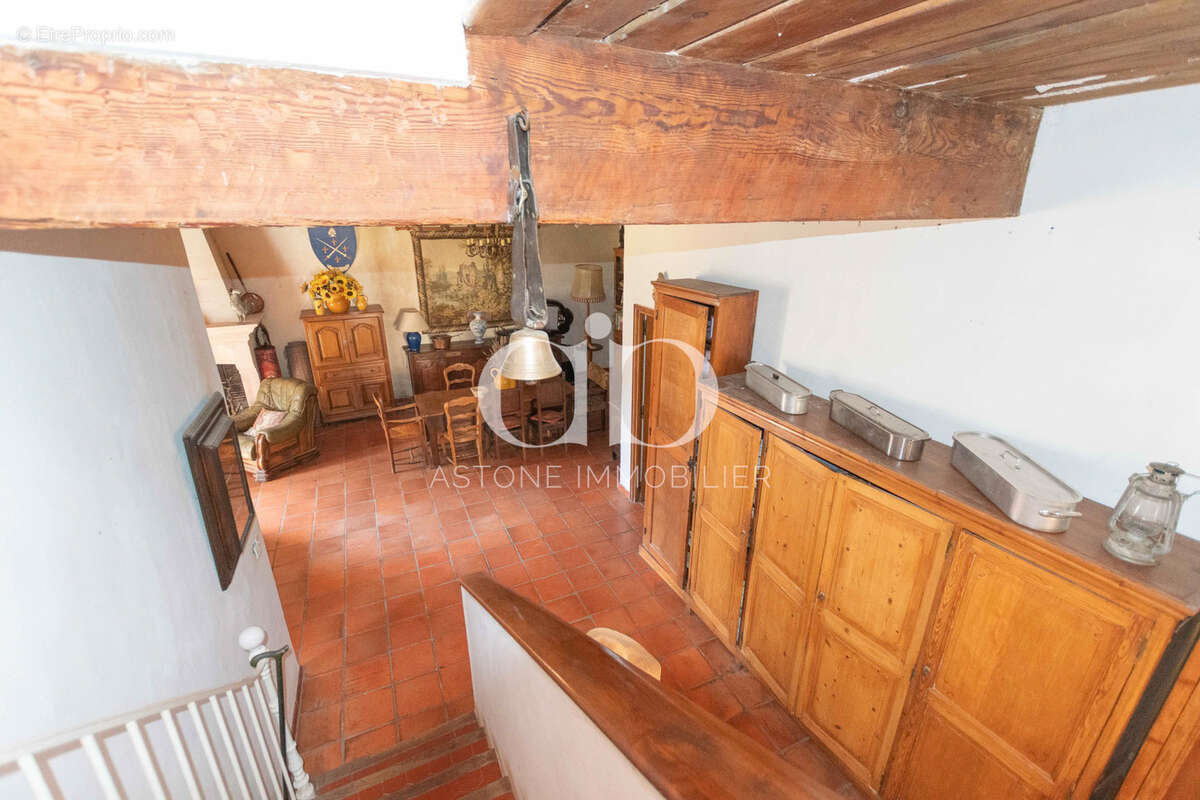 Maison à ROQUEVAIRE