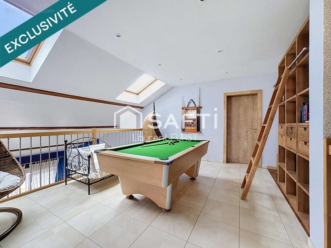 Maison 190 m² à Cuvry  - photo 9