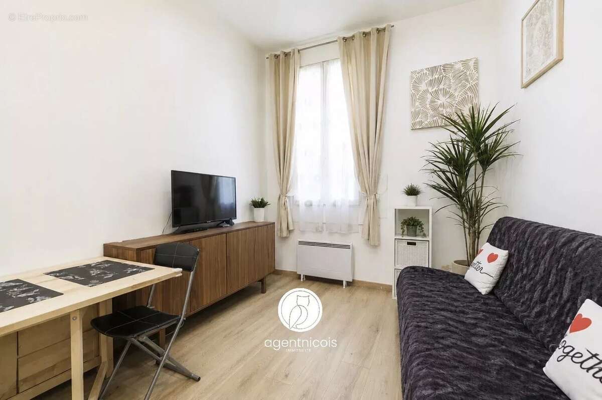 Nice // Centre-Ville : 2 pièces / Bon état / Investissement locatif - photo 3