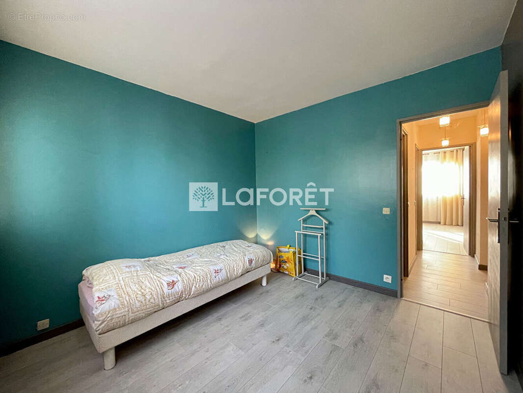 Appartement Meulan En Yvelines 4 pièce(s) 75.23 m2 - photo 8