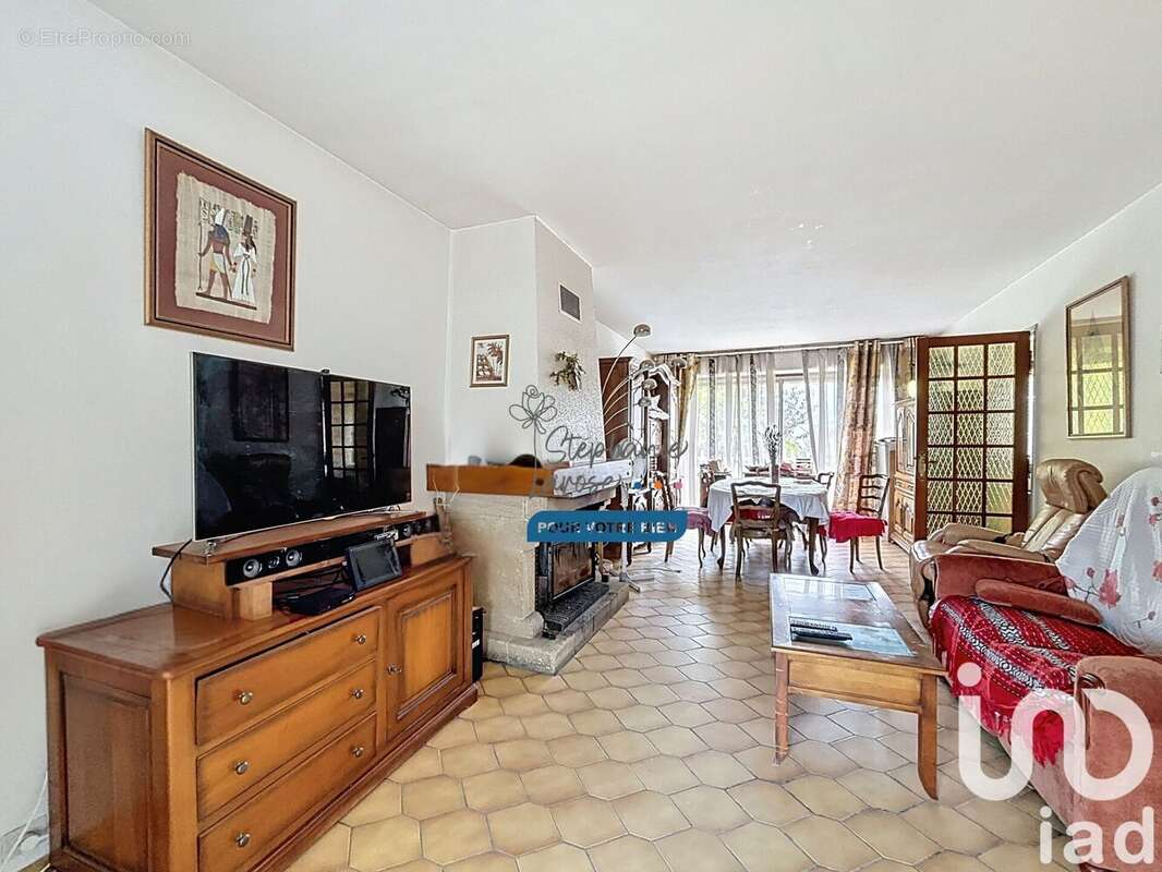 Photo 2 - Maison à NOISEAU