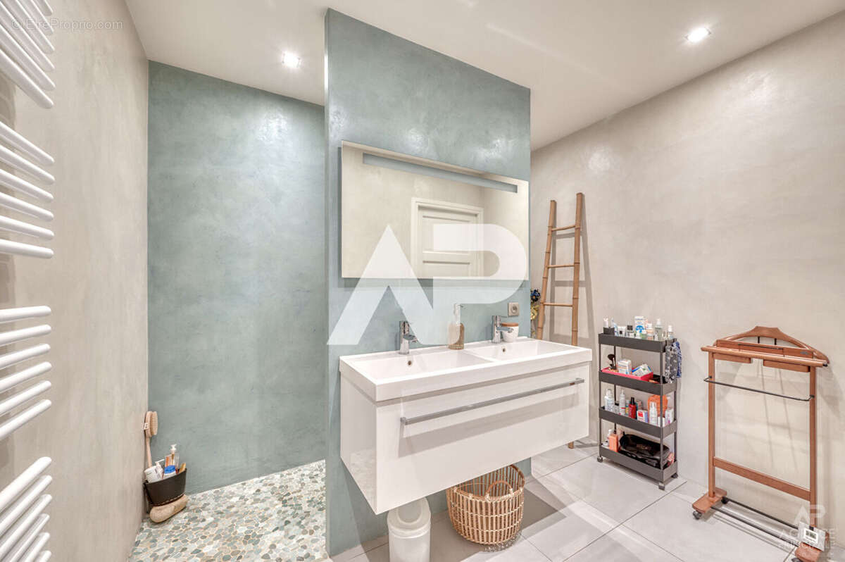 Maison à RUEIL-MALMAISON