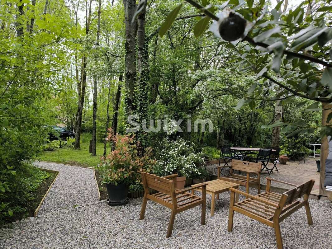 Maison à SAINT-CYR-SUR-LE-RHONE