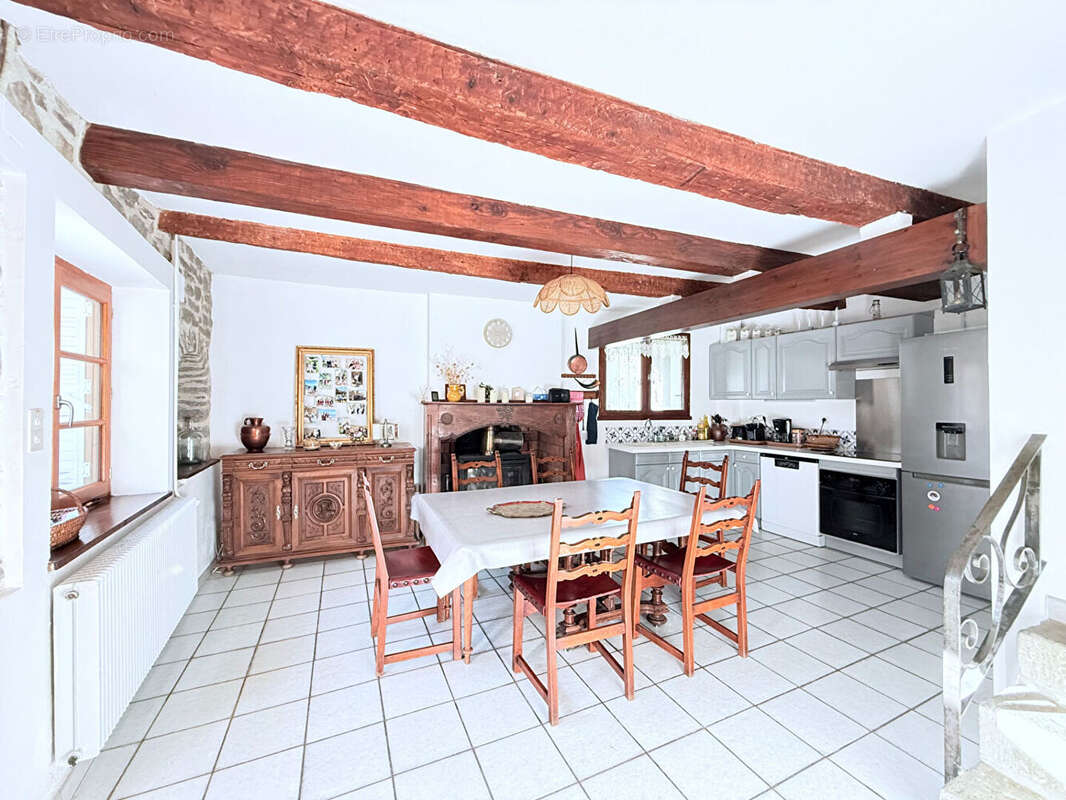 Maison à CESSERAS