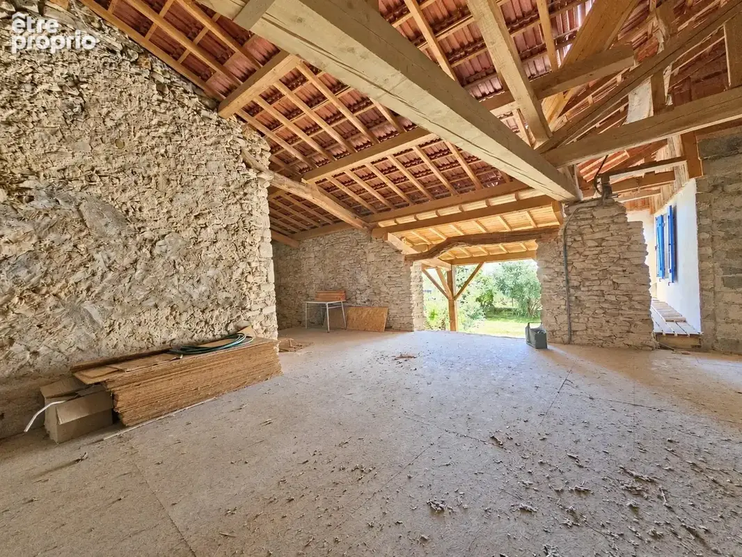 Saint-lattier – maison en pierre 110 m² – 275 m² de dépendances – terrain 1940 m² - photo 14