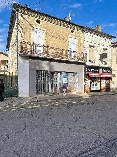 Appartement à VIC-FEZENSAC