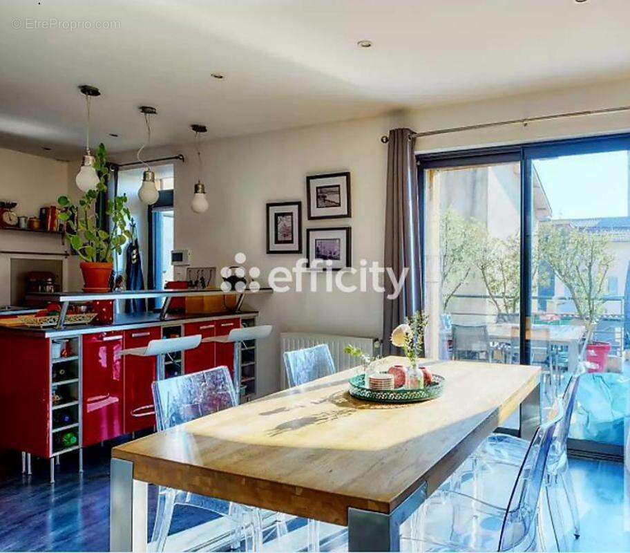 Maison à CHAZAY-D'AZERGUES