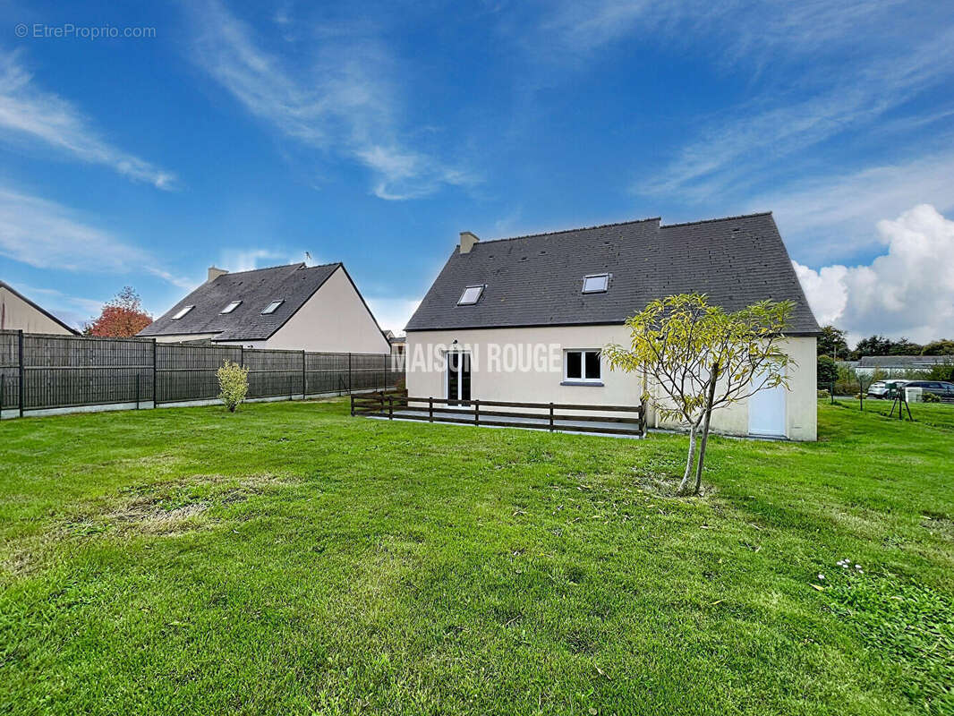 Maison à DOL-DE-BRETAGNE