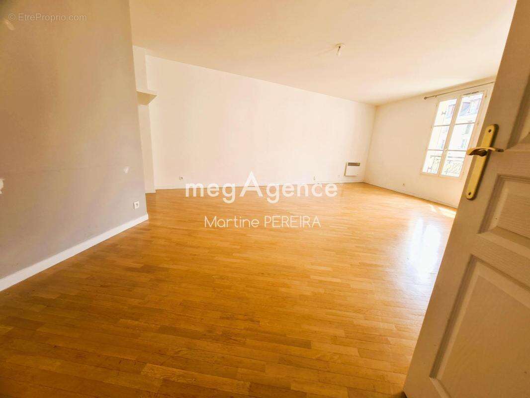 Appartement à MANTES-LA-JOLIE