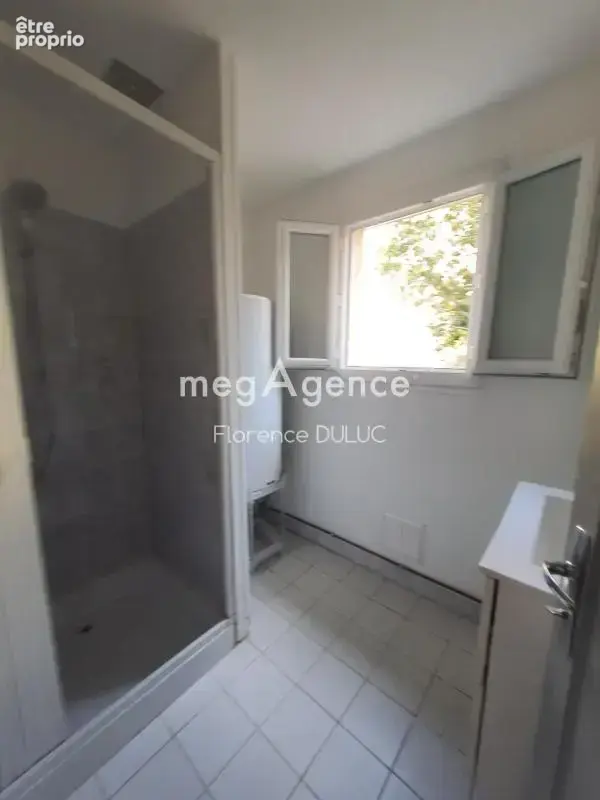 Maison coeur de ville renovee  avec patio - photo 12