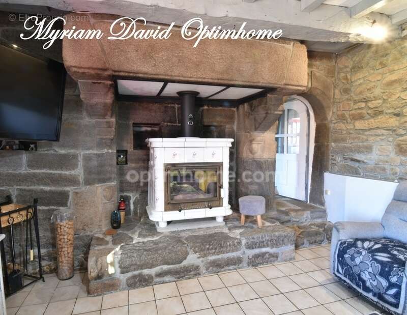 Maison à GLOMEL