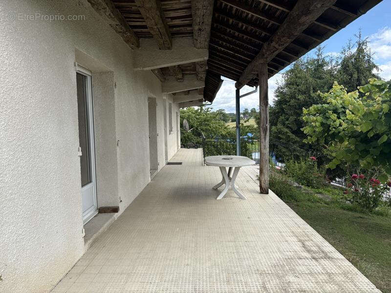 Maison à LUBERSAC