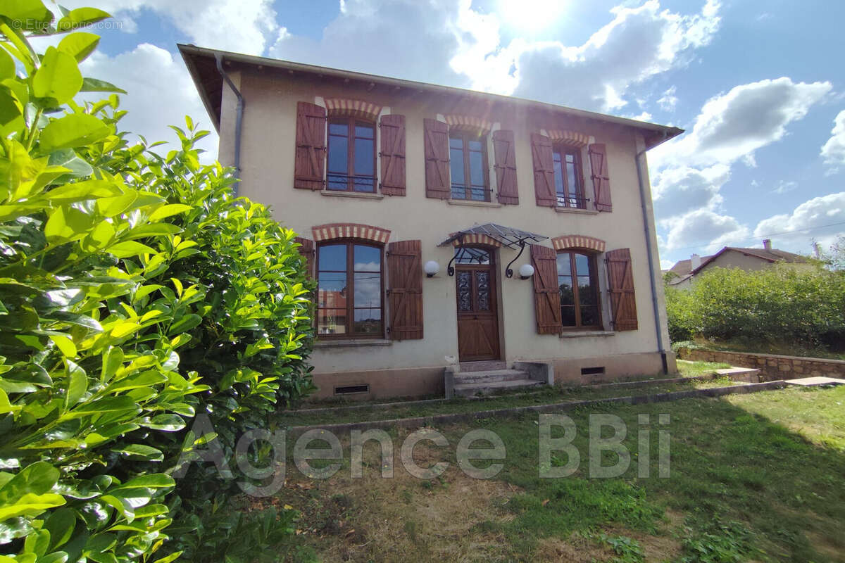 Maison à CHAUFFAILLES