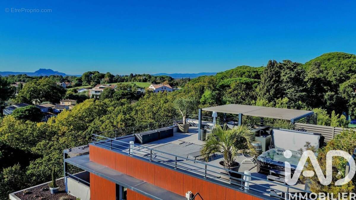 Photo 2 - Appartement à FREJUS