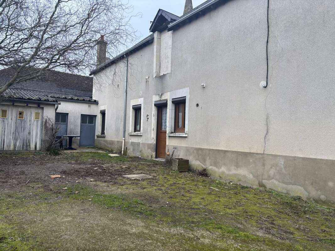 Maison à HOMMES