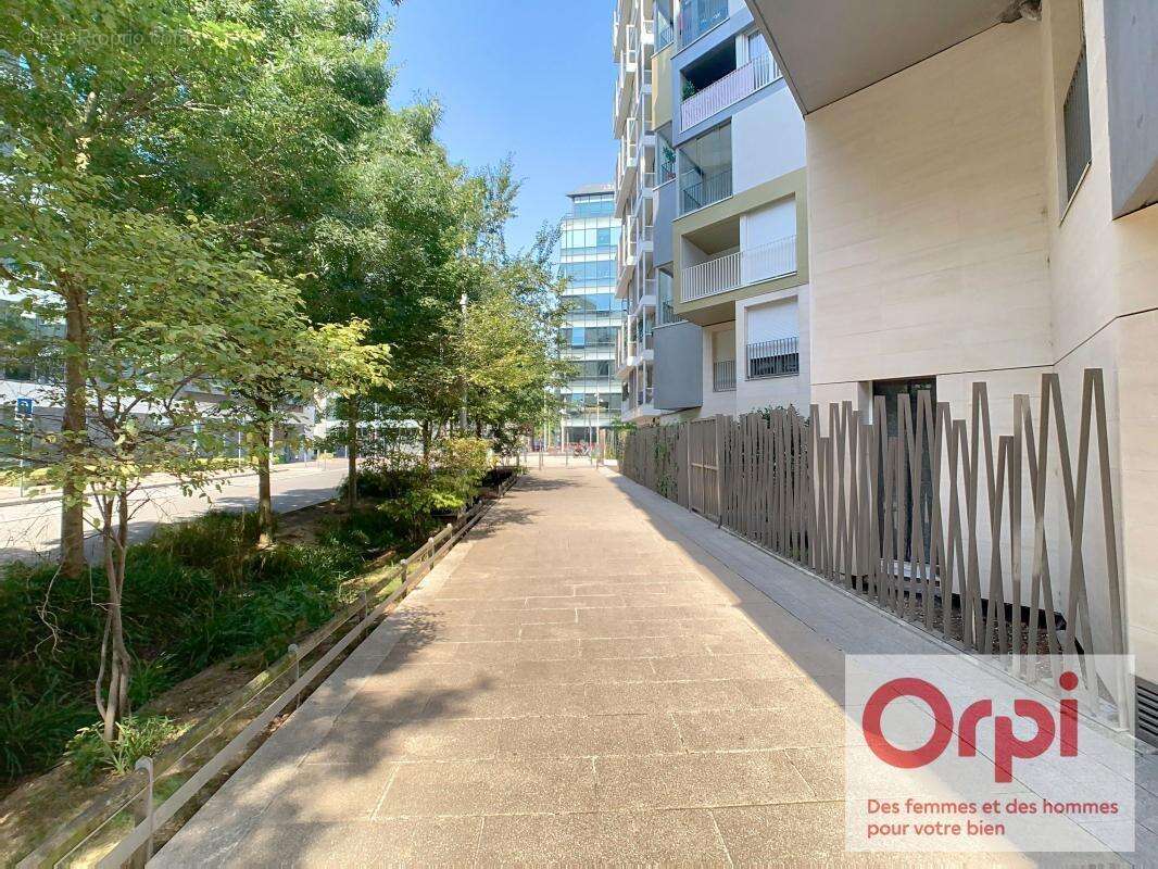 Appartement à ISSY-LES-MOULINEAUX