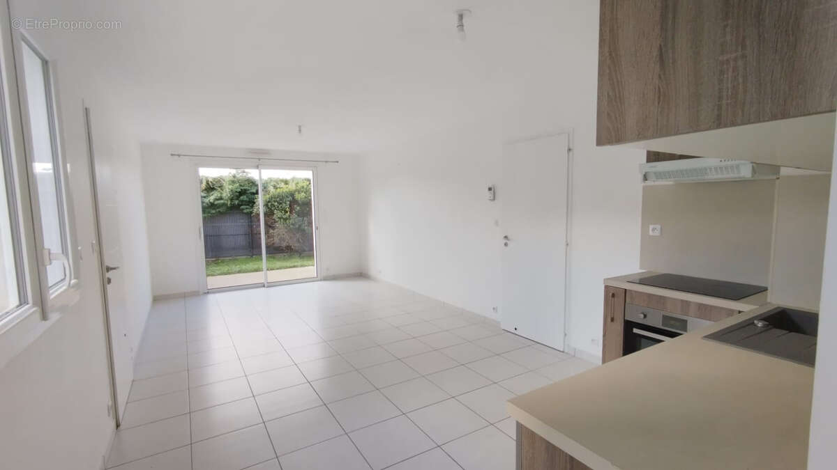 Maison à SAINTE-PAZANNE