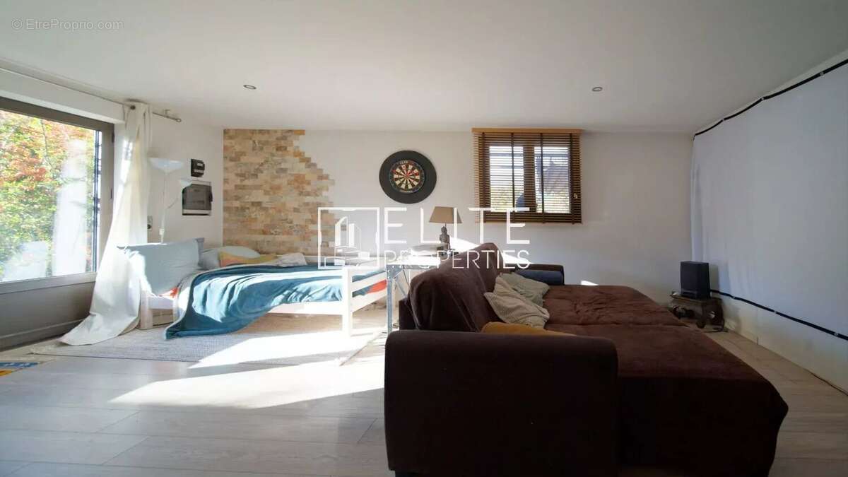 Maison à MOUANS-SARTOUX