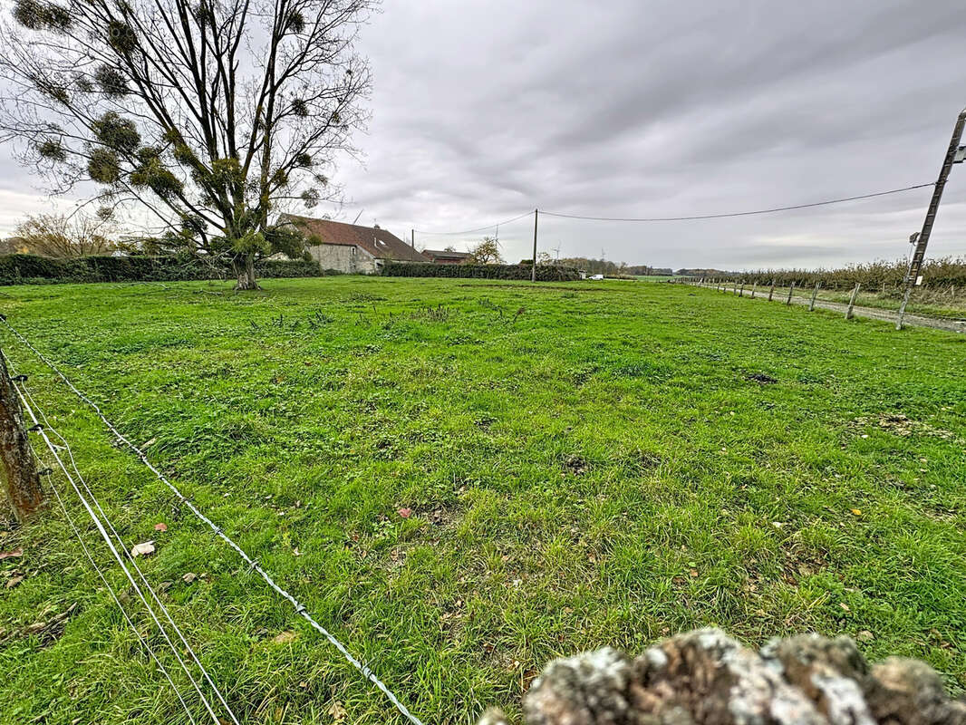 Maison à MONTMIRAIL