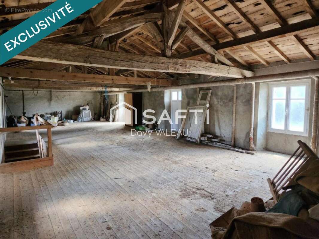 Maison 120 m² à Fougere  - photo 9