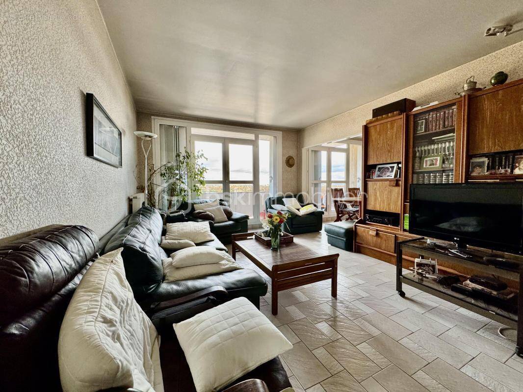 Appartement à STAINS