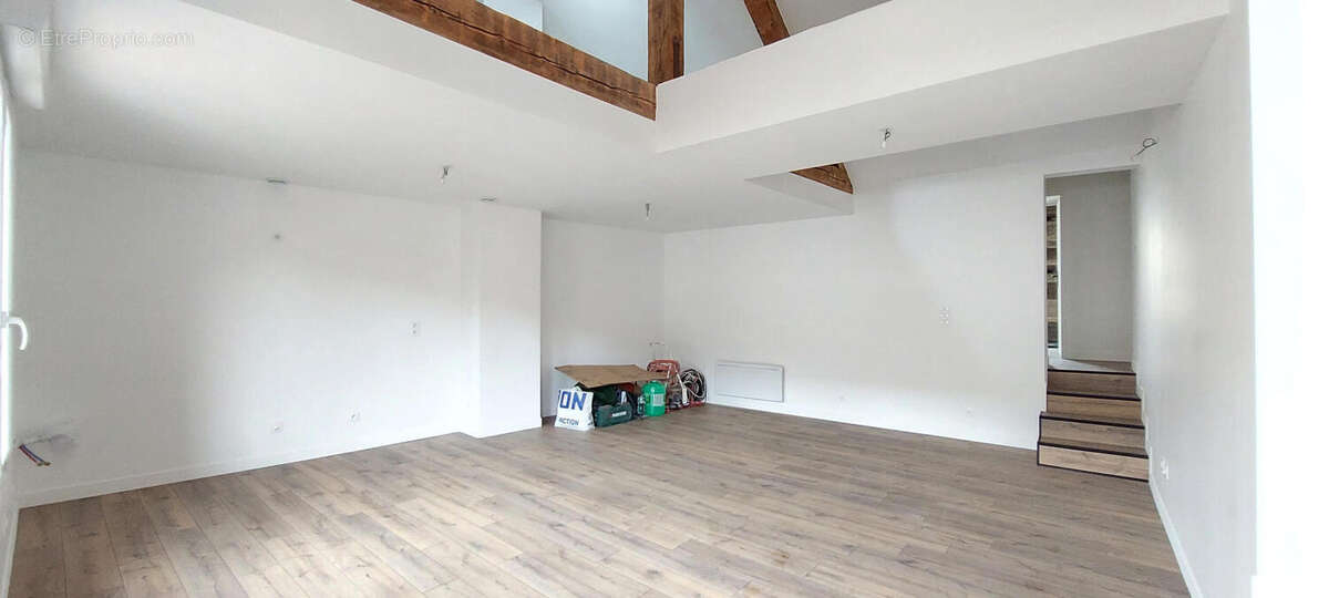 20260220_135448 - Appartement à REMIREMONT