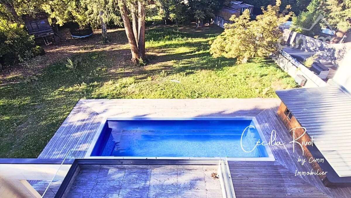 Maison à VILLENAVE-D'ORNON
