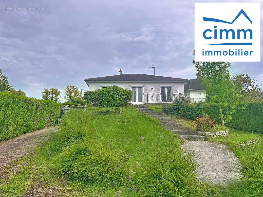 Maison à SAINT-GERMAIN-DES-PRES