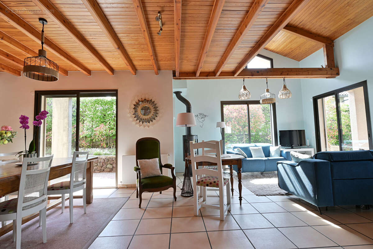 Maison à ROMAGNAT