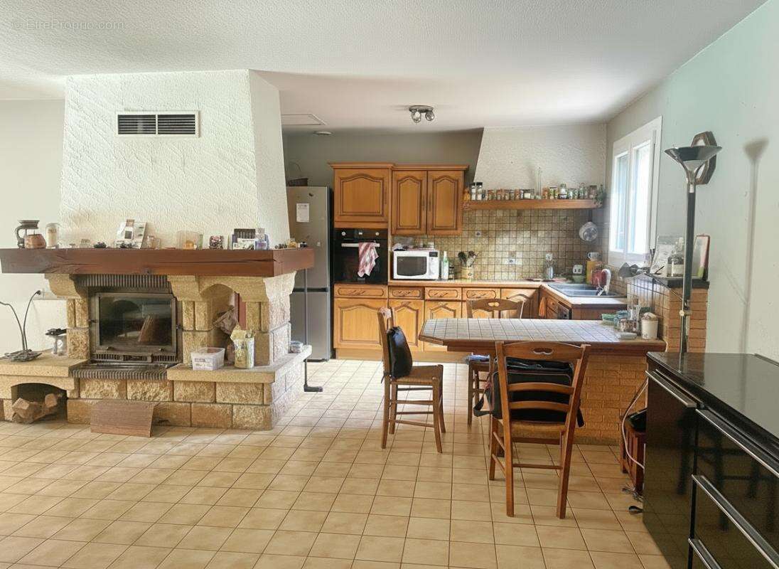 Maison à SATHONAY-VILLAGE