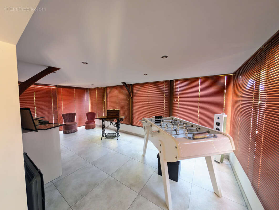 Maison 6 pièces - 142.98 m2 - LA FERTÉ ALAIS - photo 3