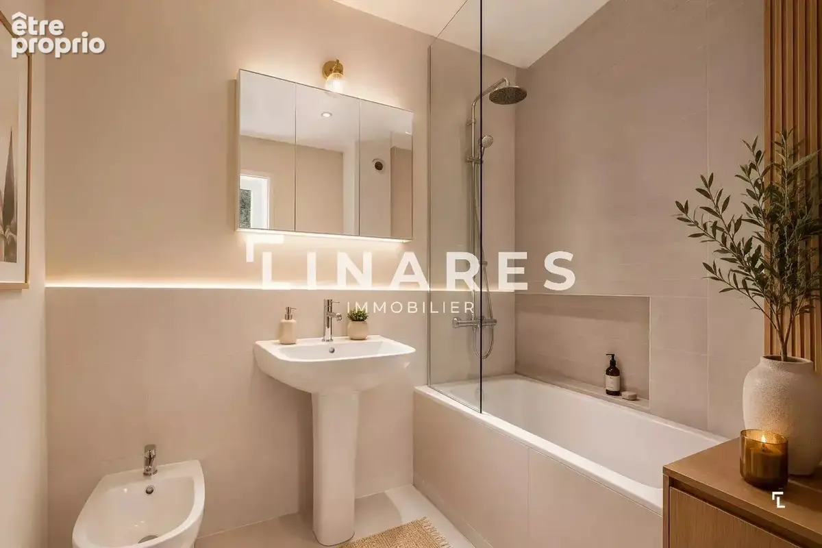 L'OPPORTUNITÉ - Appartement T3 de 65m² - Terrasse  - Box en sus - 13008 Marseille - photo 11