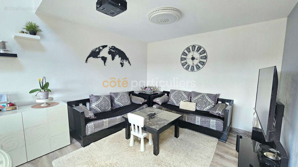 Appartement à SAINT-VALERIEN