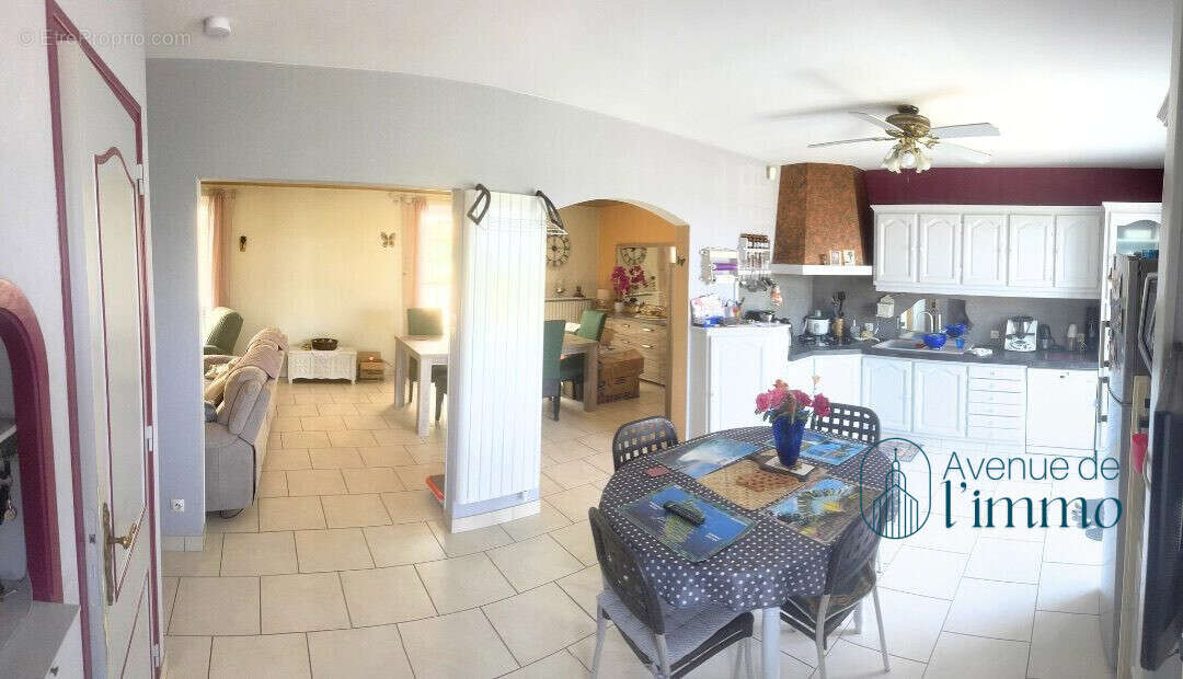 Maison à BEAUFORT-EN-VALLEE